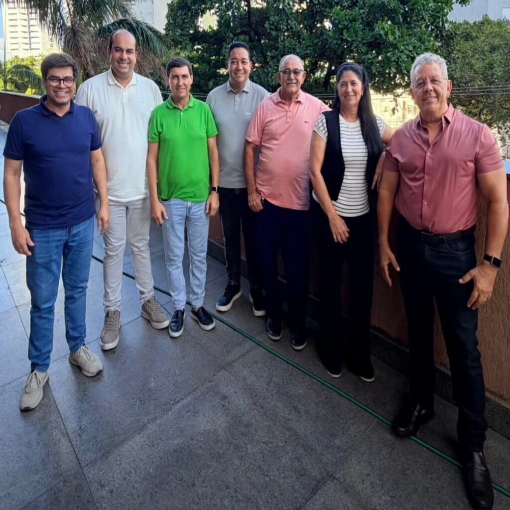 GCharles conquista apoio da maioria dos vereadores e protocola chapa para presidência da Câmara de Currais Novos