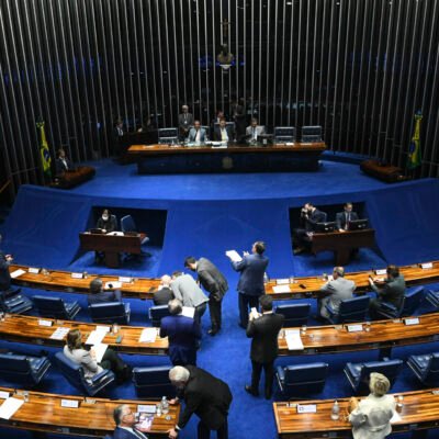 Alcolumbre retira PEC da Segurança Pública após divergências sobre maioridade penal