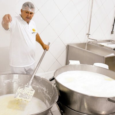 Laticínios do RN buscam parceria argentina para modernizar produção