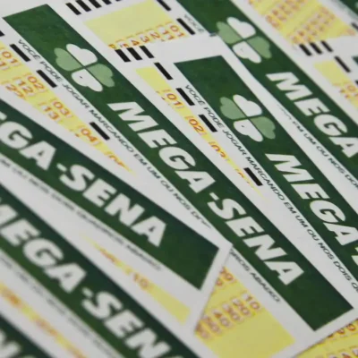 Mega-Sena acumula e prêmio pode chegar a R$ 185 milhões na terça-feira