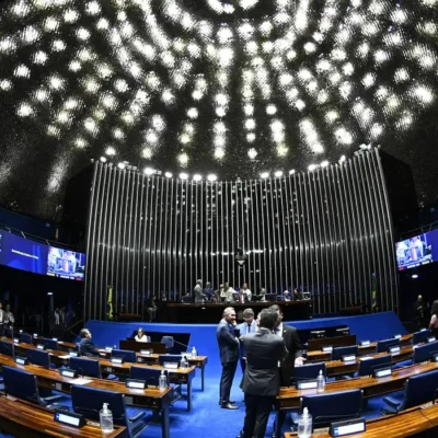 PL elege 19 senadores e alcança maioria no Senado após eleições de 2026