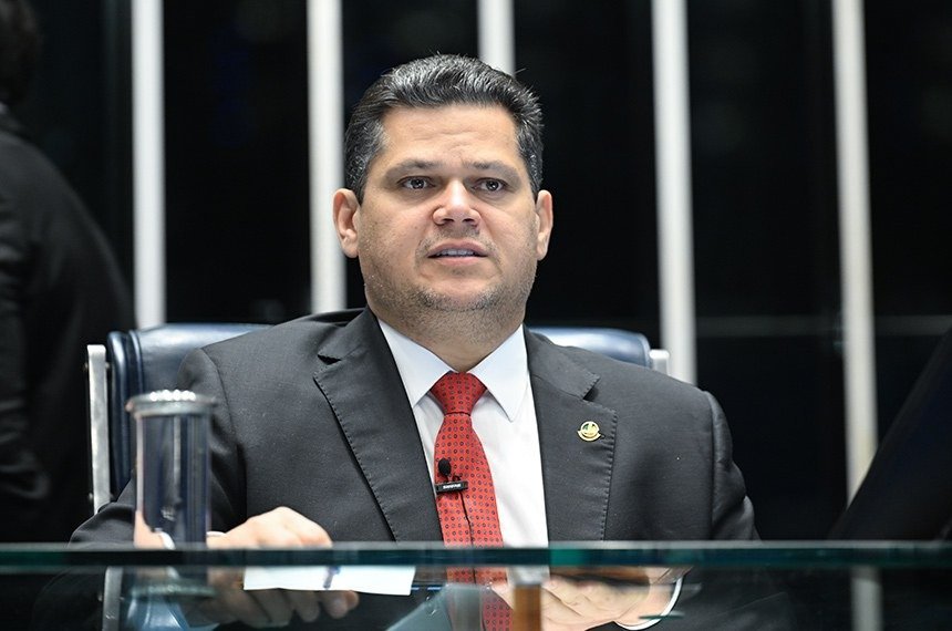 Senado votará PEC do fim da escala 6×1 na quarta-feira, 14